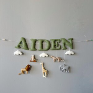 Faixa personalizada com nome, decoração para berçário, tema Safari - Placa personalizada com nome de bebê - Guirlanda com nome da selva - Faixa de feltro para aniversário - Faixa de decoração de parede