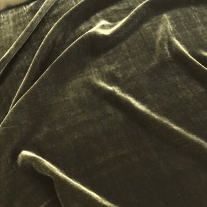 Velluto iridescente - Muschio/Verde oliva - Miscela di seta e rayon - Larghezza 45"