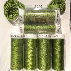 Au Ver A Soie & Accentuate- Ensembles de Soie - Dill Green