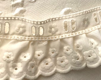 Petite Flowers Ivory 100% Cotton Gathered Eyelet- Broderie Anglaise- 5295