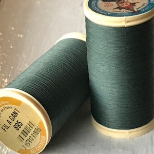 Sajou No. 895- HOLLY GLOVING THREAD- Fil a gant au Chinois