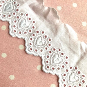 White Hearts Eyelet- Broderie Anglaise- Lace Trim 5305