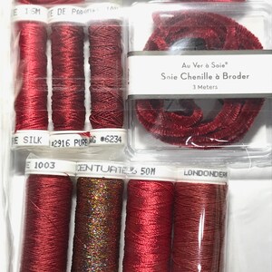 Au Ver A Soie & Londonderry- Ensembles de Soie - Rhubarb (Red)