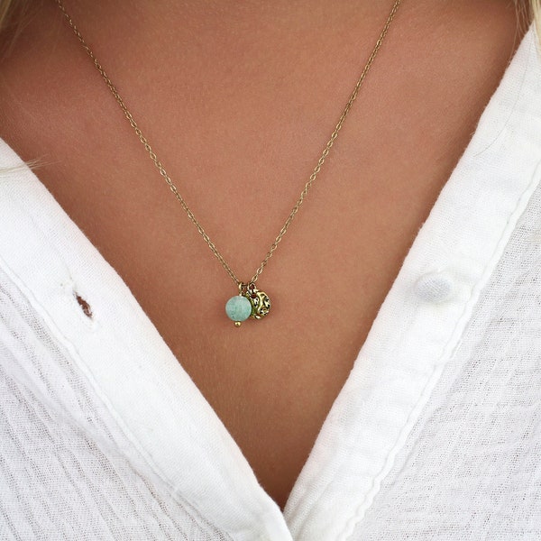 Collier minimaliste avec pierre naturelle jade Birmanie bleue verte, Collier pierre pampille acier inoxydable doré, bijou inoxydable femme