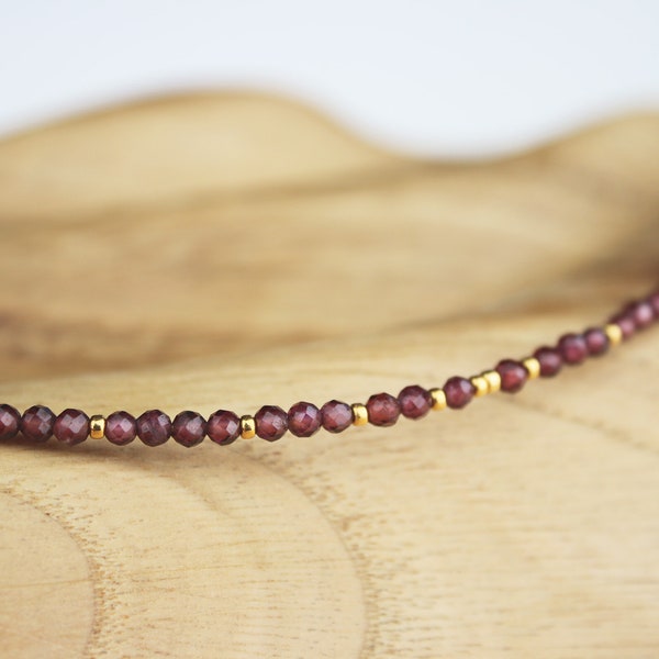 Garnet bracelet, minimalist bracelet with natural garnet stones, January birthstone bracelet, red pearl bracelet