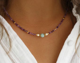 Natural stone necklace with amethyst and jade • Women's necklace with natural stones • Purple pearl necklace for women, amethyst gift