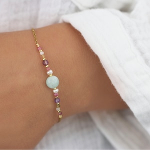 Very fine bracelet with natural stones, gift jewelry for women in gold stainless steel, jade, amethyst, moonstone