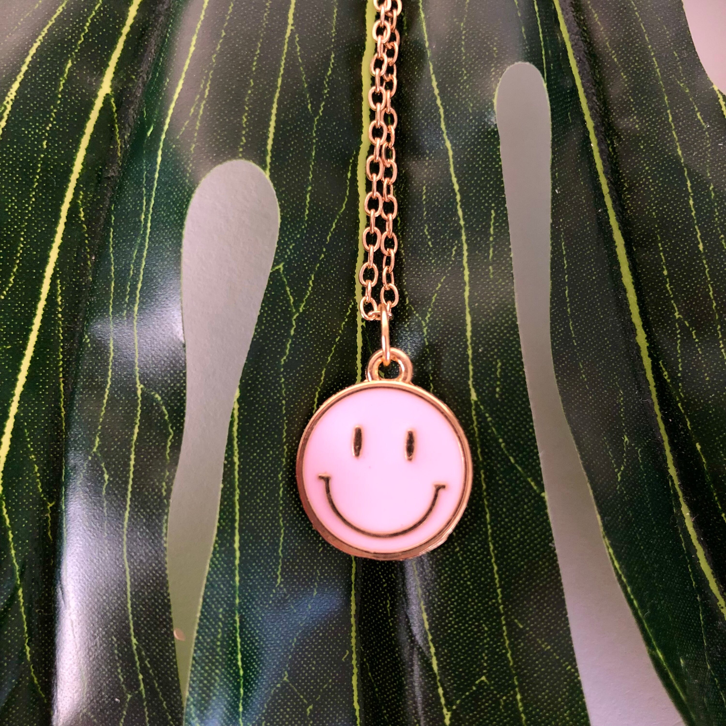 Pink smiley face necklace Clearance