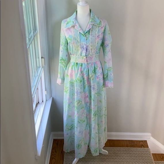 VTG 70s Evelyn Pearson Floral Maxi Housedress