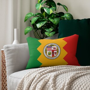Los Angeles Pillow. Travel Themed Decor, Vacation Souvenir, California Gift, Gift for Travelers,  Welcome to Los Angeles, Enthusiasts  Gift