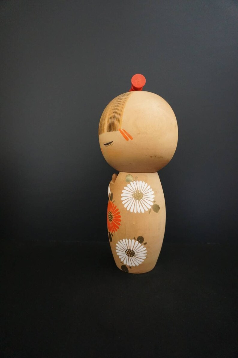 aoki ryoka kokeshi
