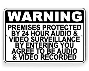 Protégé par un panneau métallique de surveillance audio et vidéo enregistré