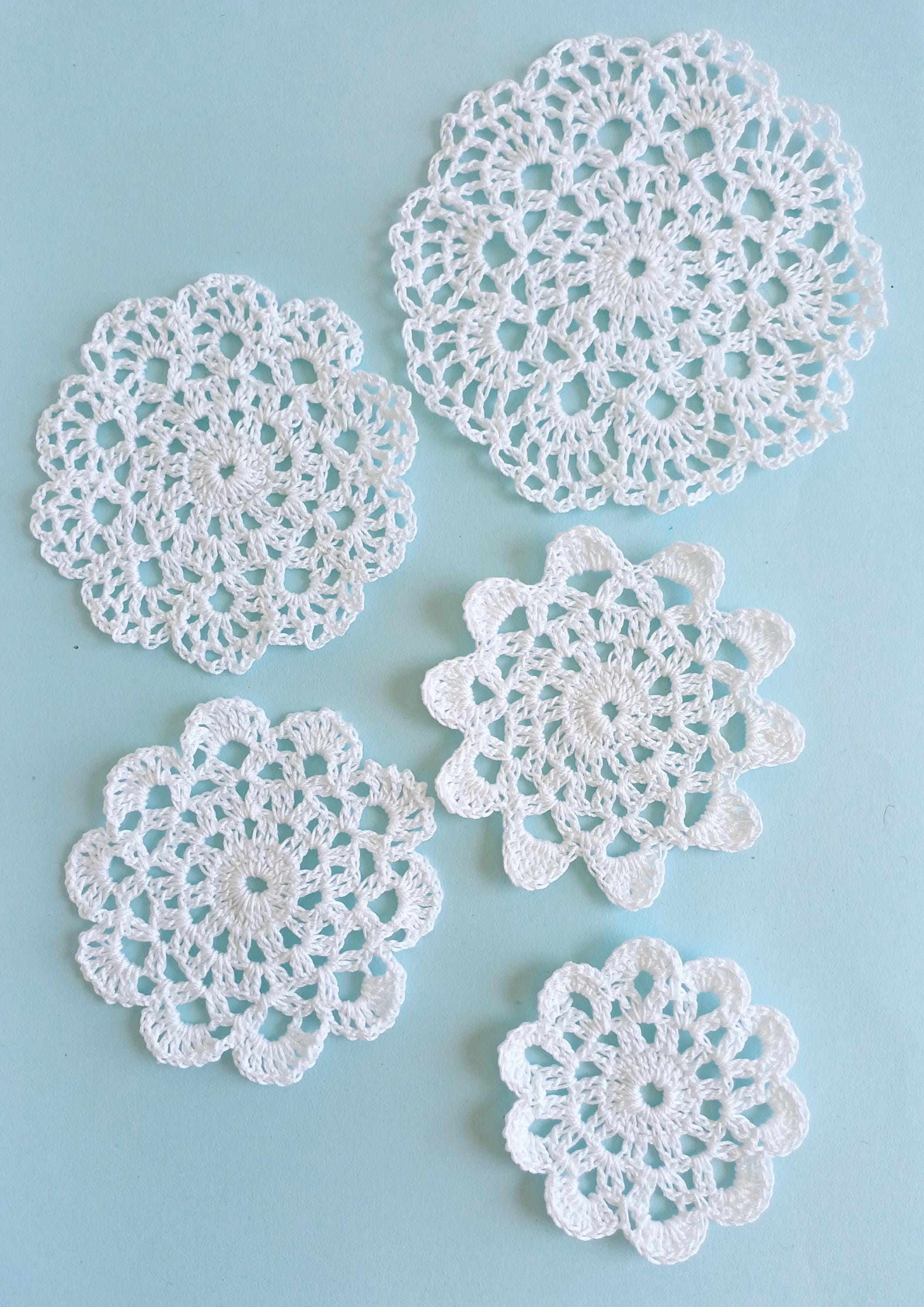 ちいさな手仕事♡crochet doily   専用です Hand Crochet White Doilies - Set of 5 - Mercerized Cotton - Etsy