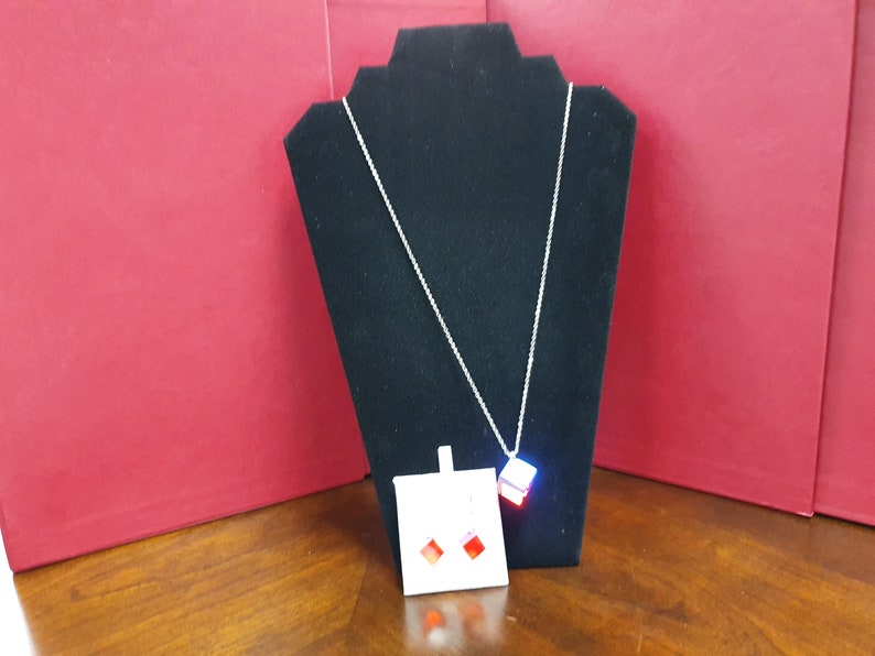 PRECIOSA Fine Crystal Jewelry 2 color variations