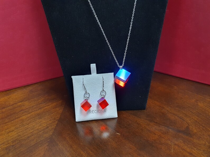 PRECIOSA Fine Crystal Jewelry 2 color variations