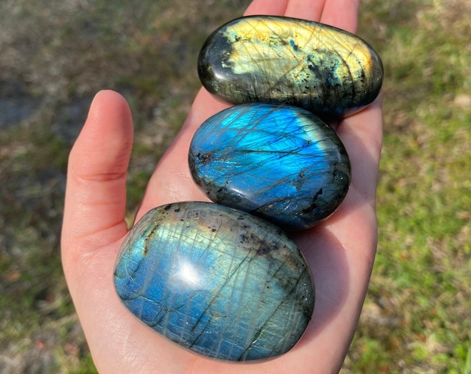 Natural Labradorite Palm Stones Flashy Gemstone Polished Stones