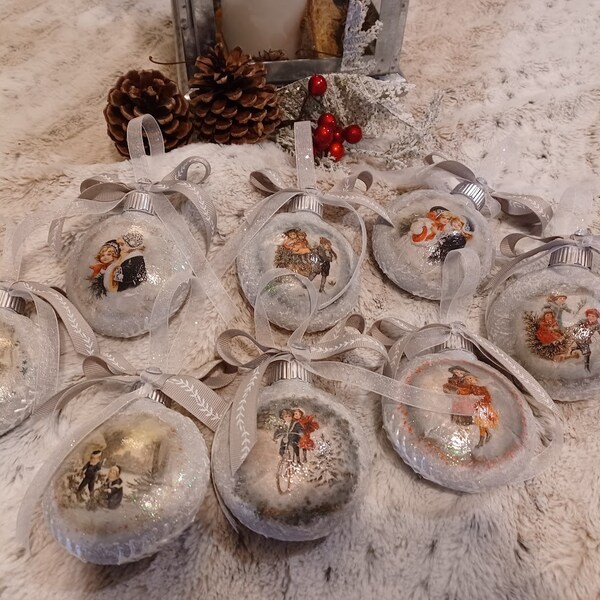 Your tree called… It want's a some new decs Christmas tree baubles & decor from €1.50