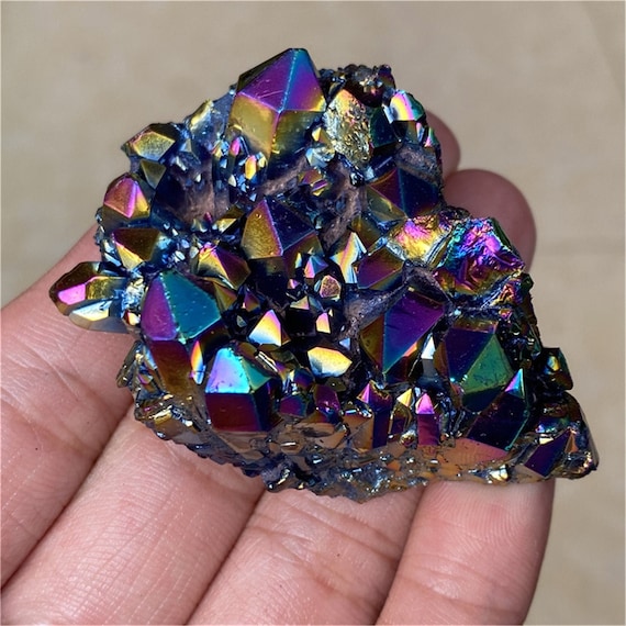 1PCS Natural Quartz Crystal Rainbow Titanium Cluster Mineral Specimen Healing 1PCS Natural Quartz Crystal Rainbow Titanium Cluster Mineral Specimen Healing