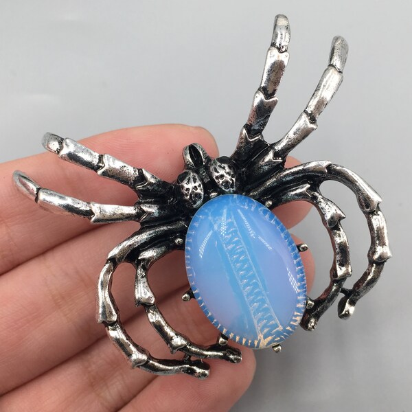 2" Impurity Opal Spider,Quartz Crystal insects,Crystal Sculpture,jewelry,Crystal items,Crystal Heal,Crystal brooch,Crystal Gifts 1PC