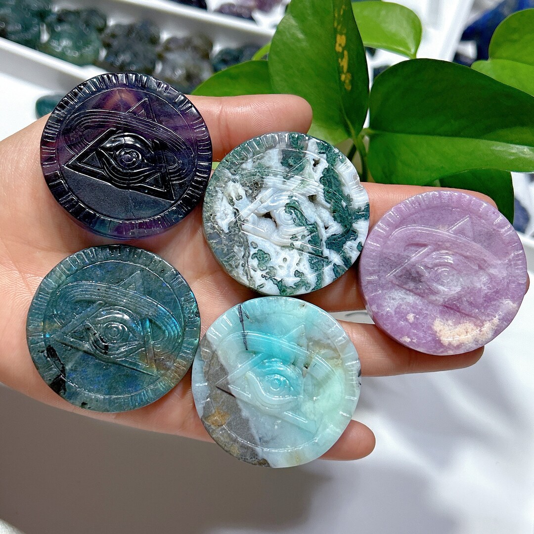 Mixed Crystal Eye of Horus Triangular Eyecarving Geometry Etsy