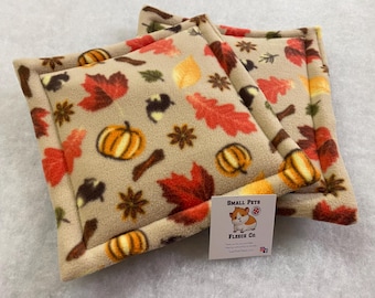 Guinea Pig Fleece Liner Pee Pads, Waterproof underside Small Pet Pee Pads, Pee/Water Bottle Drip Pads, Small Animal Fleece Pee Pad Handmade