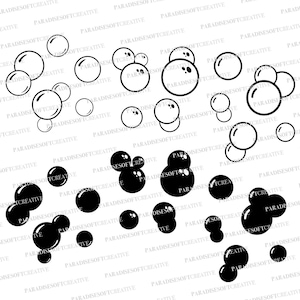 Op de afbeelding: Een verzameling zwarte en witte bellenvormen, sommige zijn gevuld en sommige zijn omlijnd. De bellen zijn van verschillende groottes en zijn in een willekeurig patroon gerangschikt.