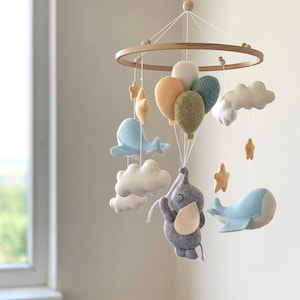 Elephant baby mobile, newborn nursery decor, felt boy girl baby mobile, baby shower gift