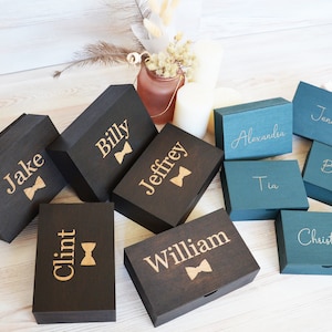 Gepersonaliseerde houten geschenkdoos: voorstel bruidsjonker en bruidsmeisje