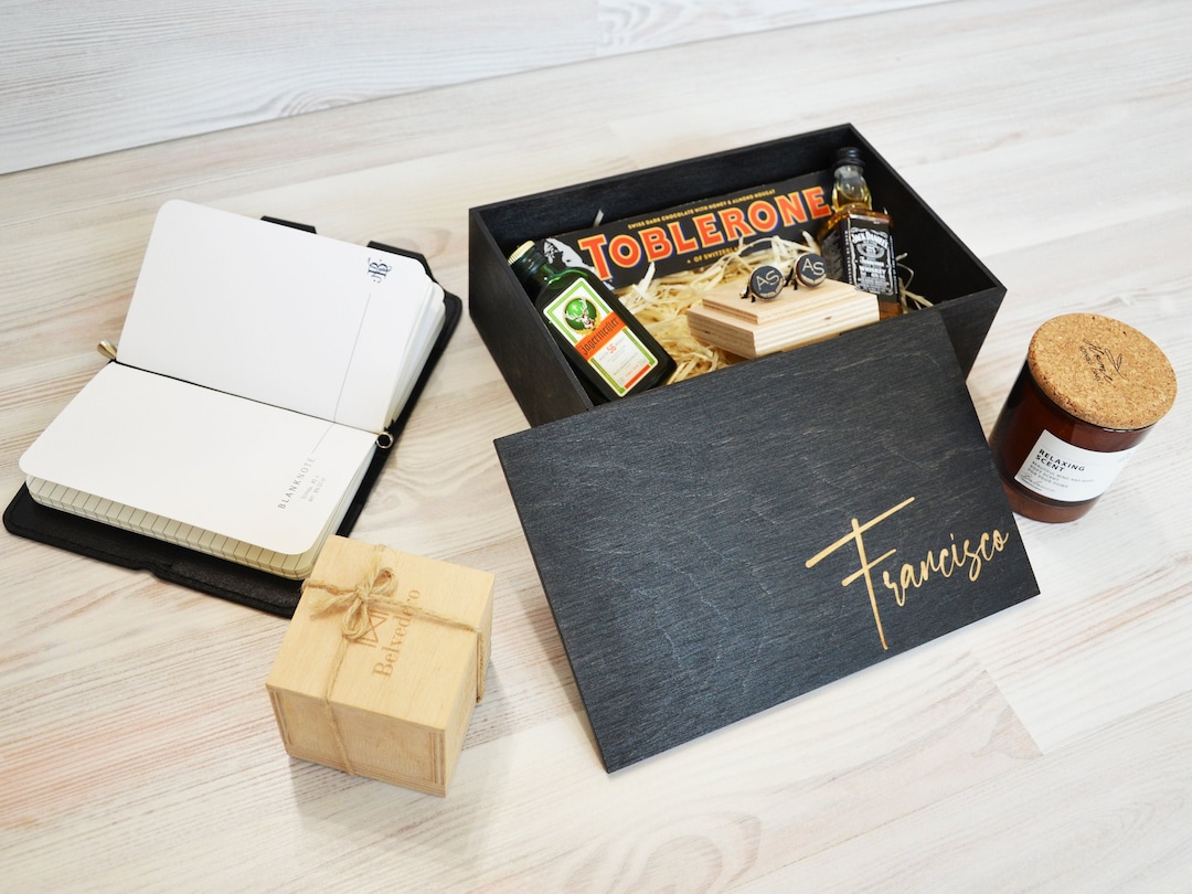 Personalized Wooden Gift Box for Men: Engraved Keepsake Memory Box - Etsy