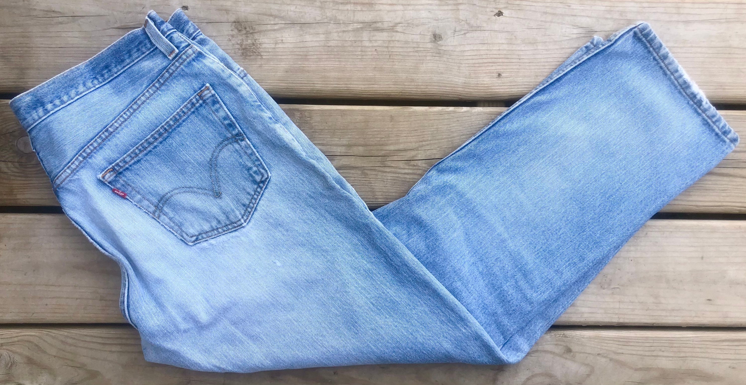 levi's back zipper jeans