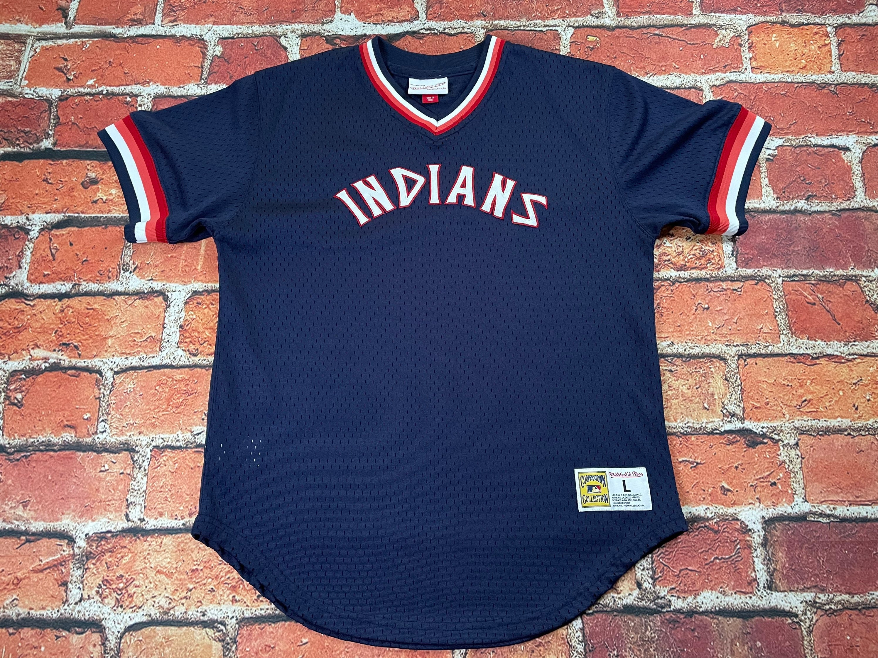 Mitchell & Ness Cleveland Indians Throwback Jersey Small