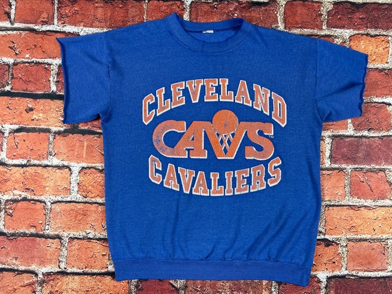 CustomCat Cleveland Cavaliers Vintage NBA Crewneck Sweatshirt White / XL