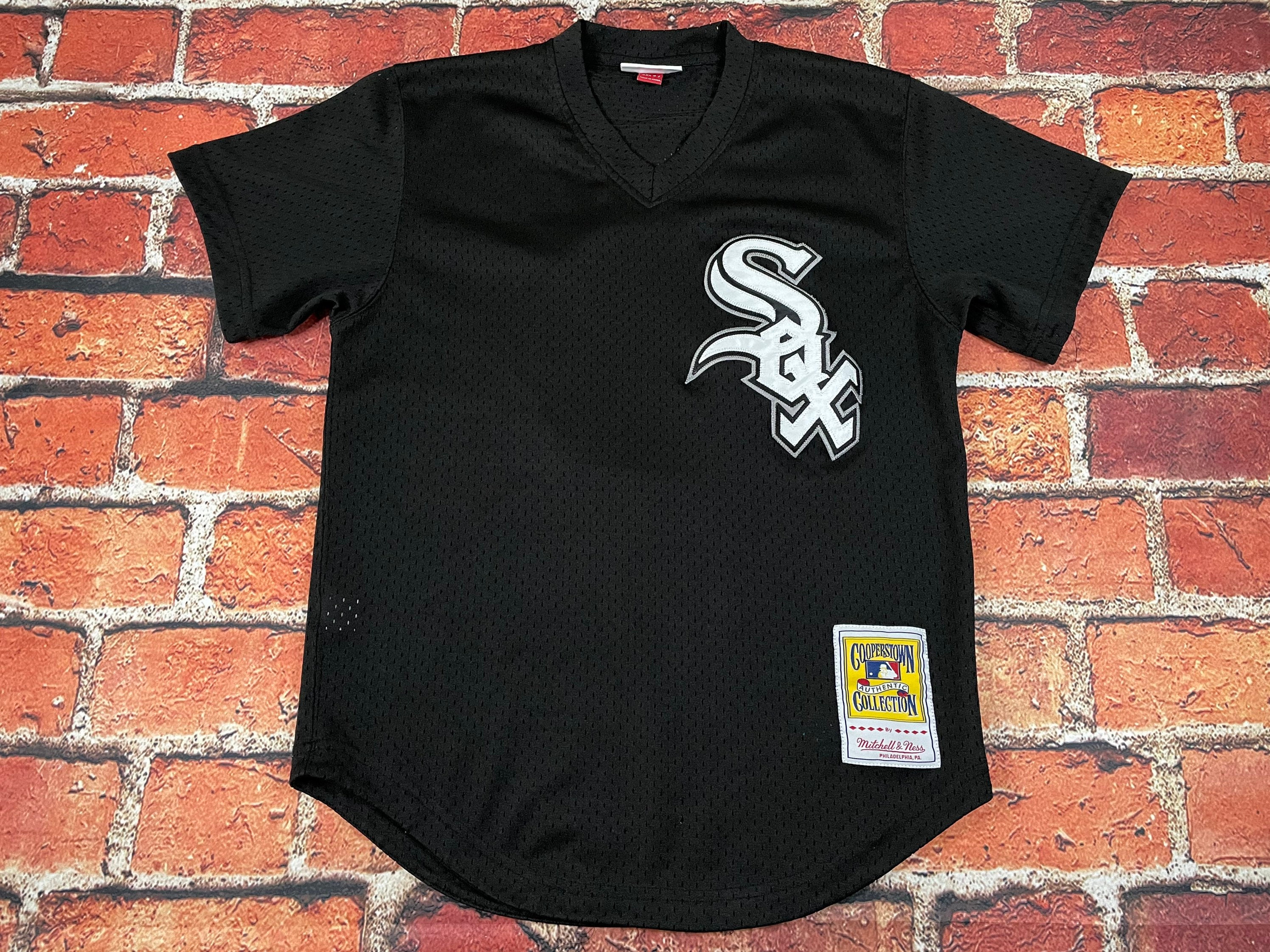 Mitchell & Ness Youth Mitchell & Ness Bo Jackson Black Chicago White Sox  Cooperstown Collection Mesh Batting Practice Jersey