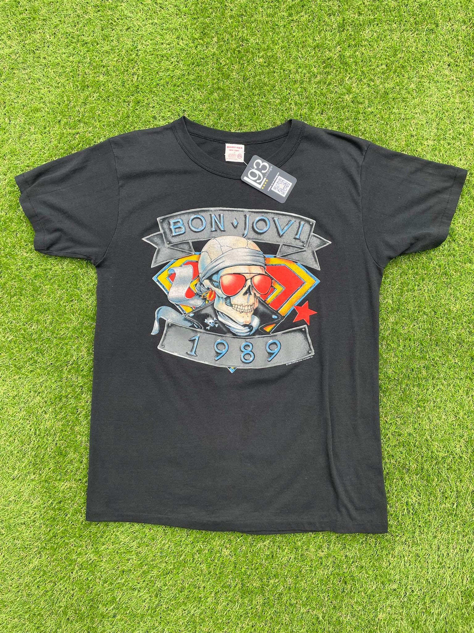 【ビンテージ】BON JOVI 1989 Tシャツ Lサイズ vintage 80s BON JOVI FOREVER BROTHERHOOD TOUR 1989 USA FLAG