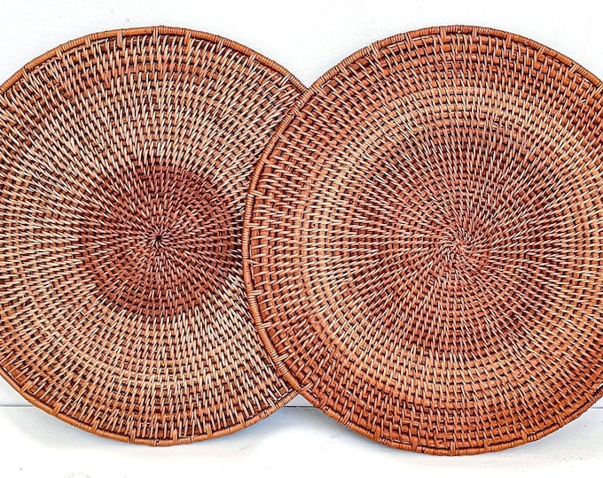 Woven round Makenge placemats - rust - 35cm