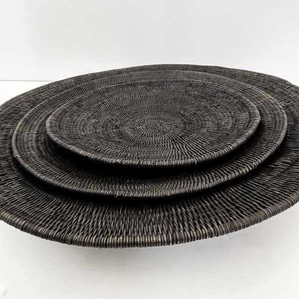 Woven Makenge wall baskets in black