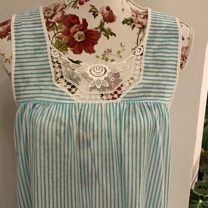 Vintage jaren 1980 nachtjapon, lange katoen vintage nachtjurk, gestreepte nachtjapon, maat L