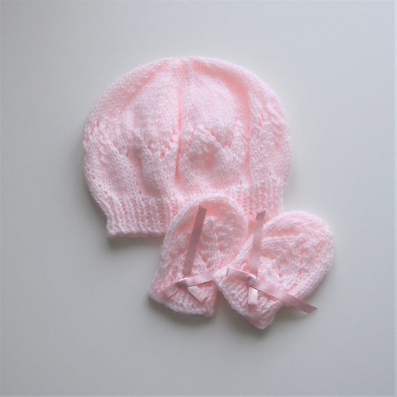 Hand knit baby hat mittens Premature 4-5 lbs
