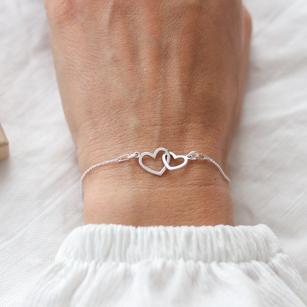 Double Heart Bracelet, Interlocking Hearts, Mum Daughter Gift, Sister Bracelet, Mother Gift, Mum Birthday Gift, Mother Jewelry, Two Hearts