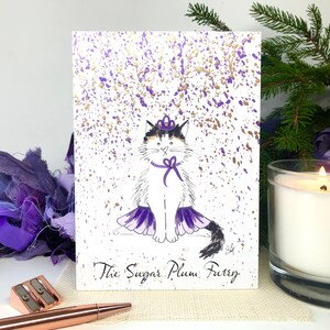 Cartão de Natal com gato peludo Sugar Plum, impresso com detalhes em pó de mica finalizados à mão