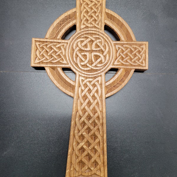 Celtic Cross White Oak Engraved Large