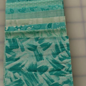 Jelly Roll Prints Caribbean MDG Jelly Roll, 40 strips 2 1/2 x 45 " 100 percent Quality Cotton. Bild 2
