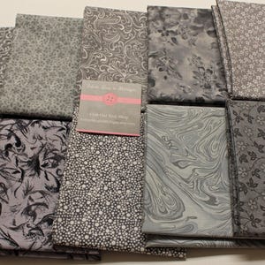 Fat Quarter Bundle, Gray Prints 10 Fat Quarters