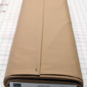 Jelly Roll Solid Taupe, MDG Dream Cotton, 100 percent cotton, 40 Flat Fold Jelly Roll, 2 1/2 x 45 Strips image 2