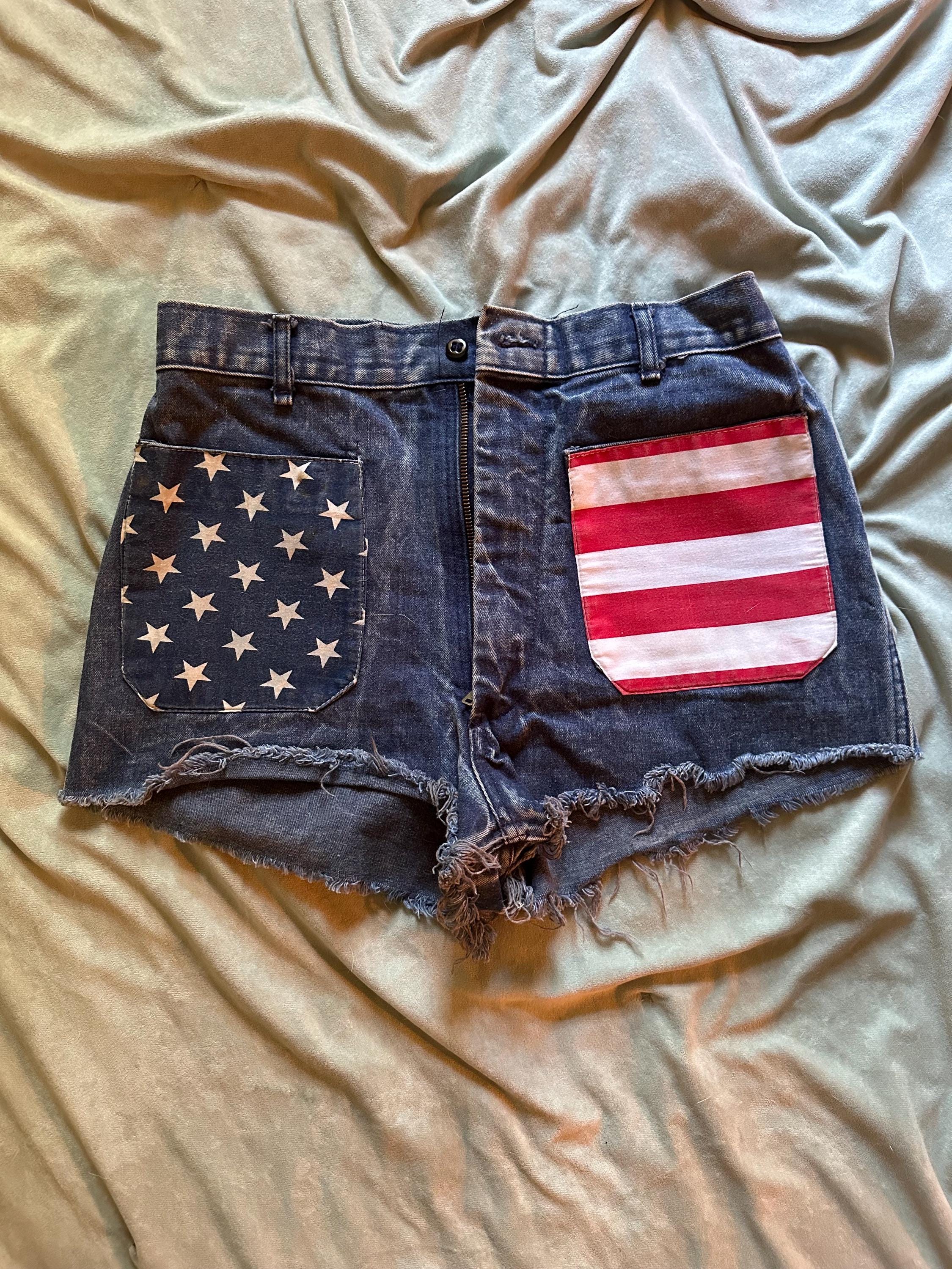 Vintage 1970s Short Daisy Dukes With American Flag Blue Jean Denim