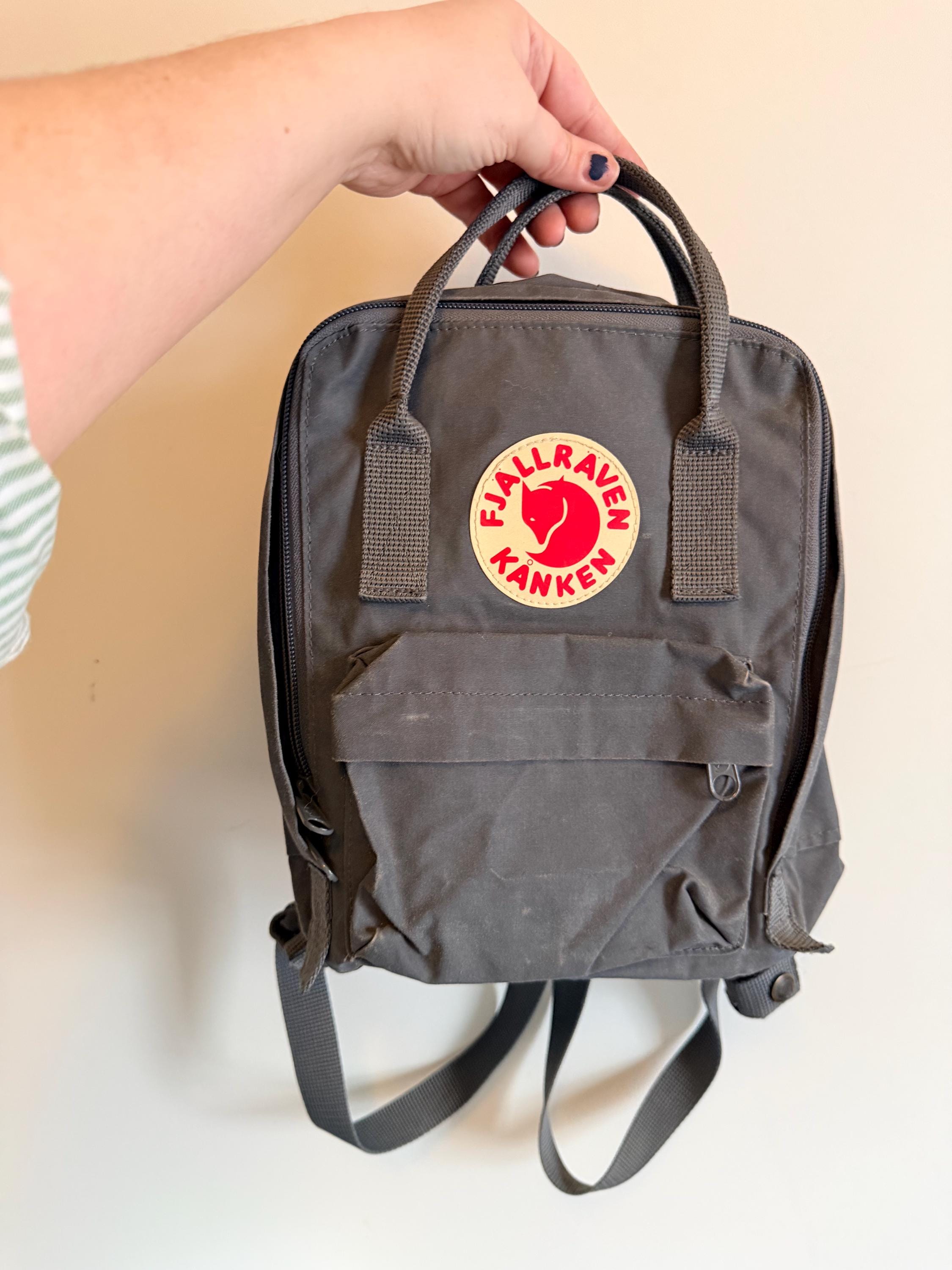 Fjallraven Kanken 23510 mini backpack Gray Amazon.com: Fjallraven K¿nken Super Grey One Size : Clothing  main image 2