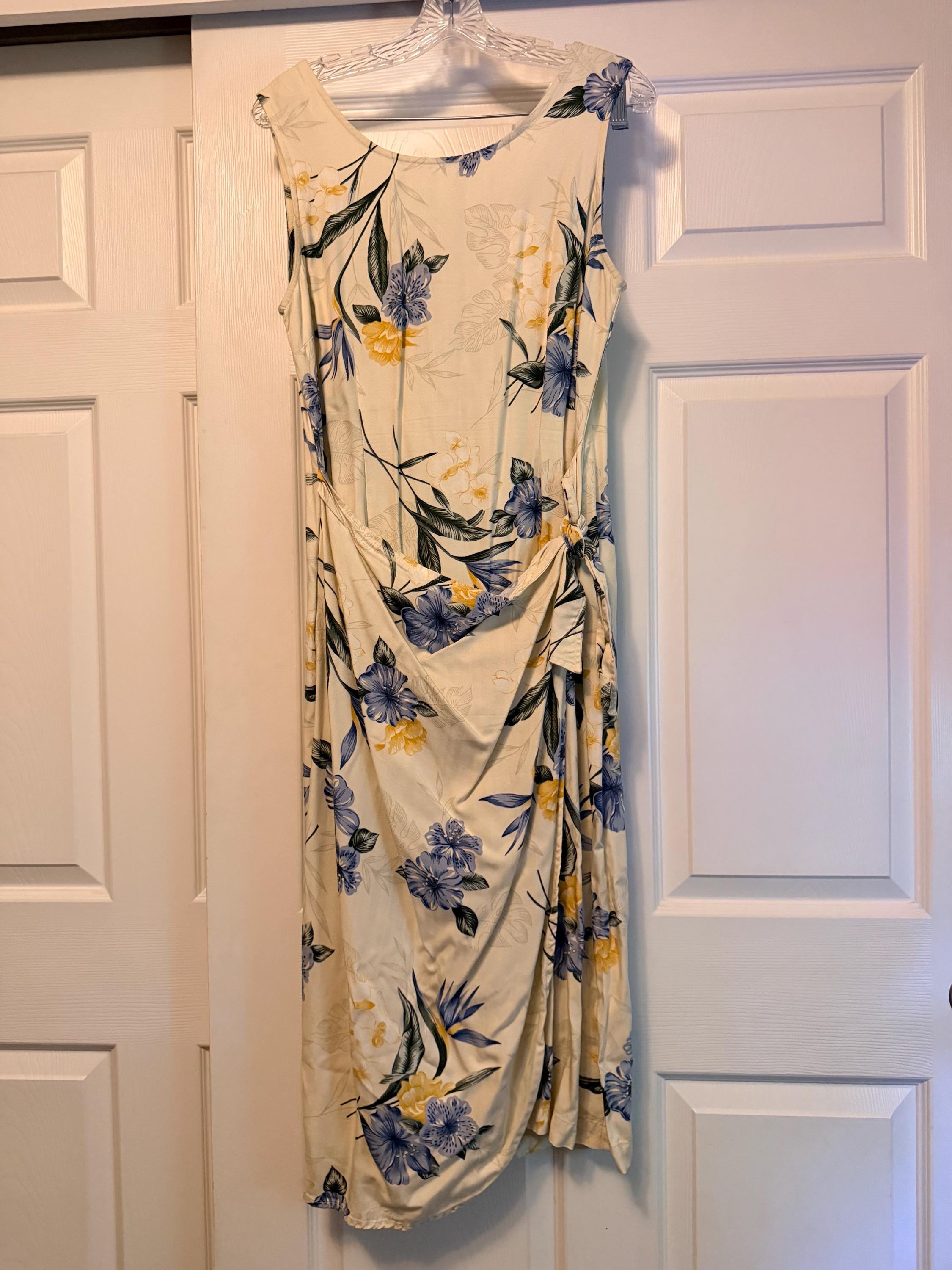 Vintage Flattering Blue Floral Dress With Faux Wrap Feature by Caribbean Joe Size PL