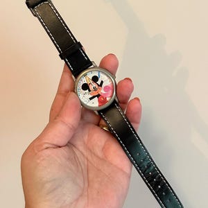 Vintage Disney Mickey Mouse birthday wristwatch watch