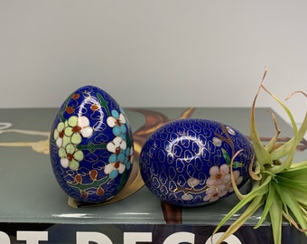 Vintage enameled cobalt blue asian inspired cloisonné cloisonne egg floral Chinese decor