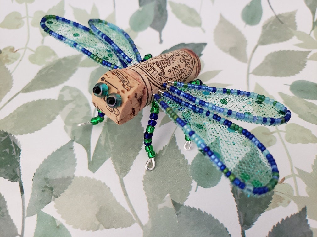 Dragonfly Gifts for Women, Insect Lover Gift, Wine Cork Ornaments, Dragonfly  Decor, Bug Gifts for Entomologist, Housewarming Gift Wine Art 